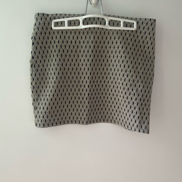 Mini Pencil skirt from Zara - Picture 1 of 3